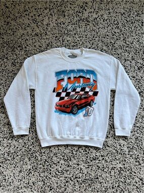 Ford Mustang Graphic Sweatshirt White Crewneck Men’s Size Medium